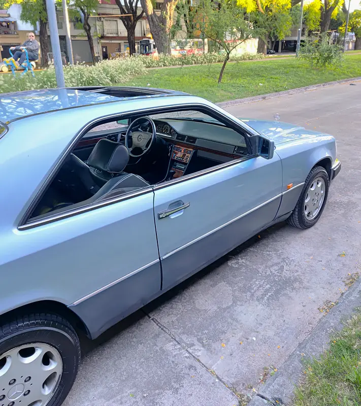 Mirá esta publicación de Mercedes Benz 300