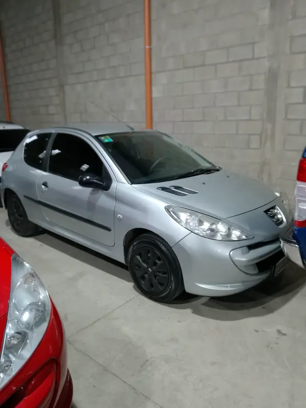 Mira esta publicación de Peugeot 207 Compact 2011 en Motordil