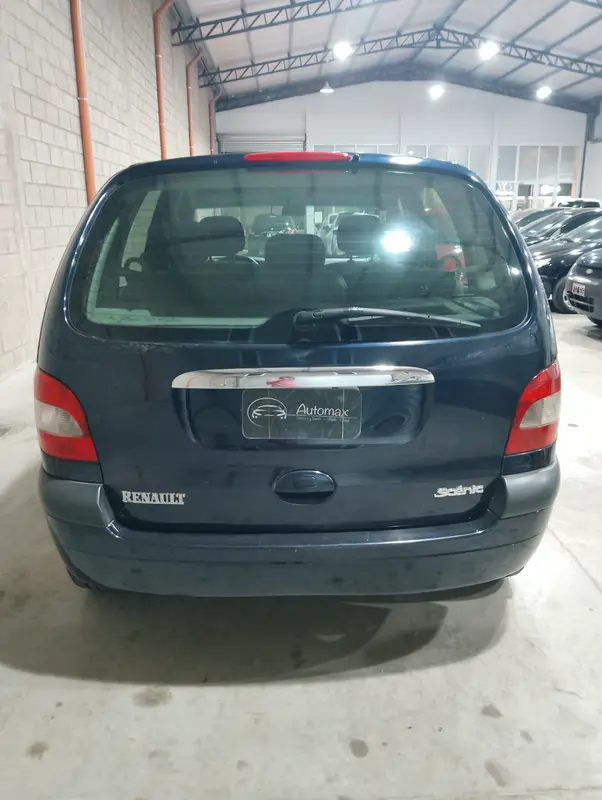 Mira esta publicación de Renault Scenic 2 2008 en Motordil