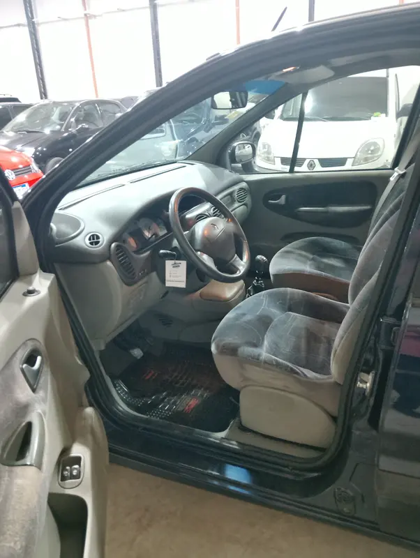 Mira esta publicación de Renault Scenic 2 2008 en Motordil