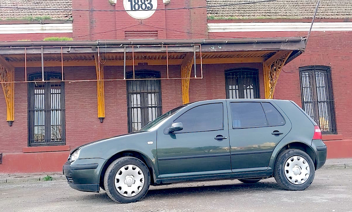 Mira esta publicación de Volkswagen Golf 2004 en Motordil