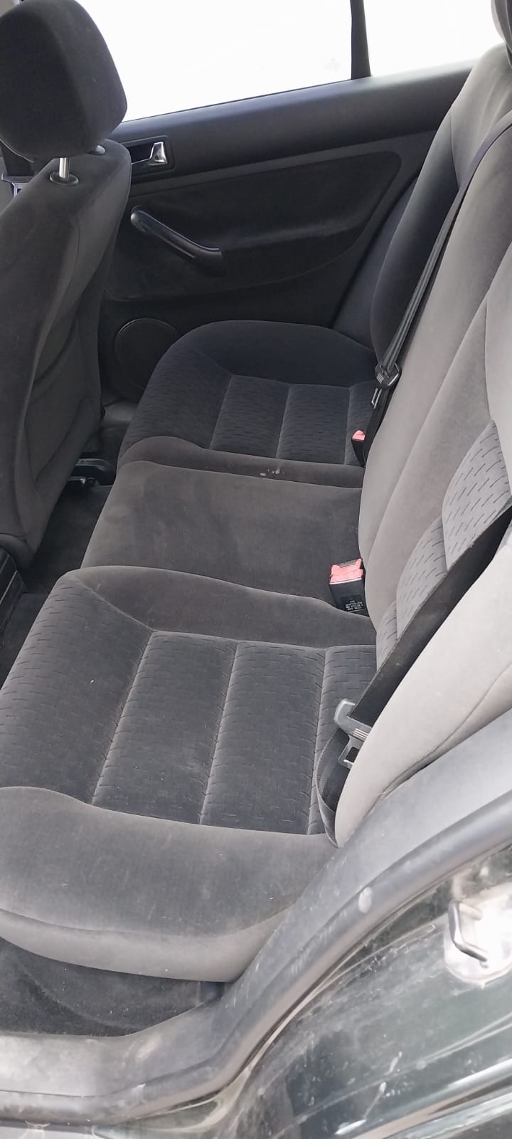 Mira esta publicación de Volkswagen Golf 2004 en Motordil