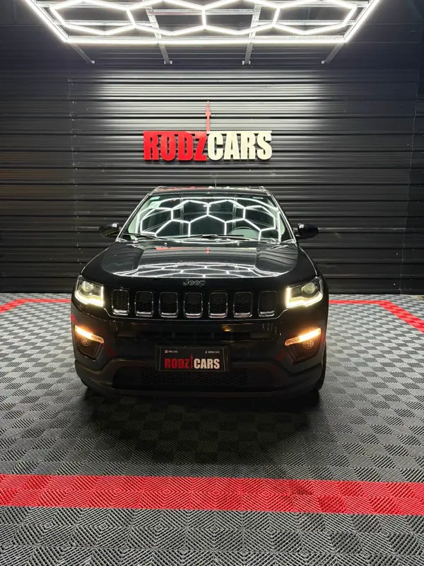 Mira esta publicación de Jeep Compass 2021 en Motordil