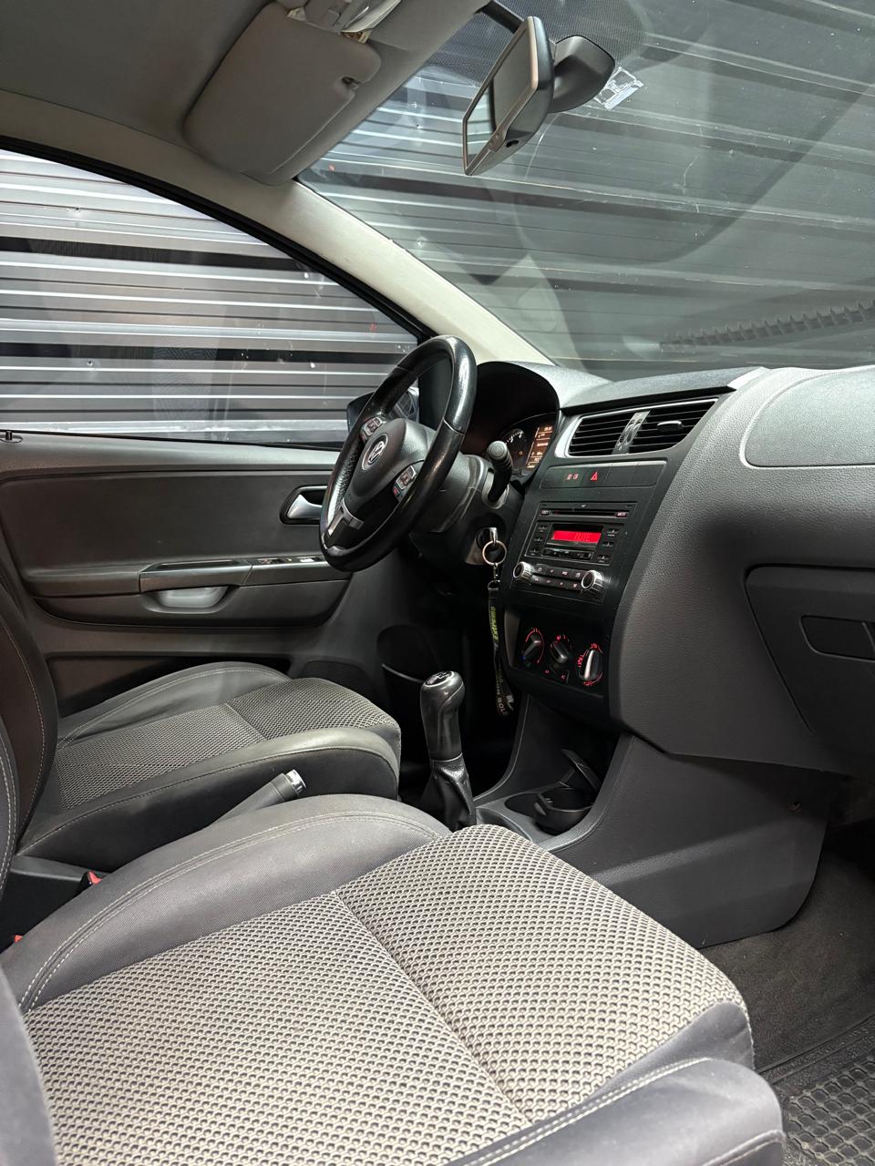 Mira esta publicación de Volkswagen Suran 2012 en Motordil