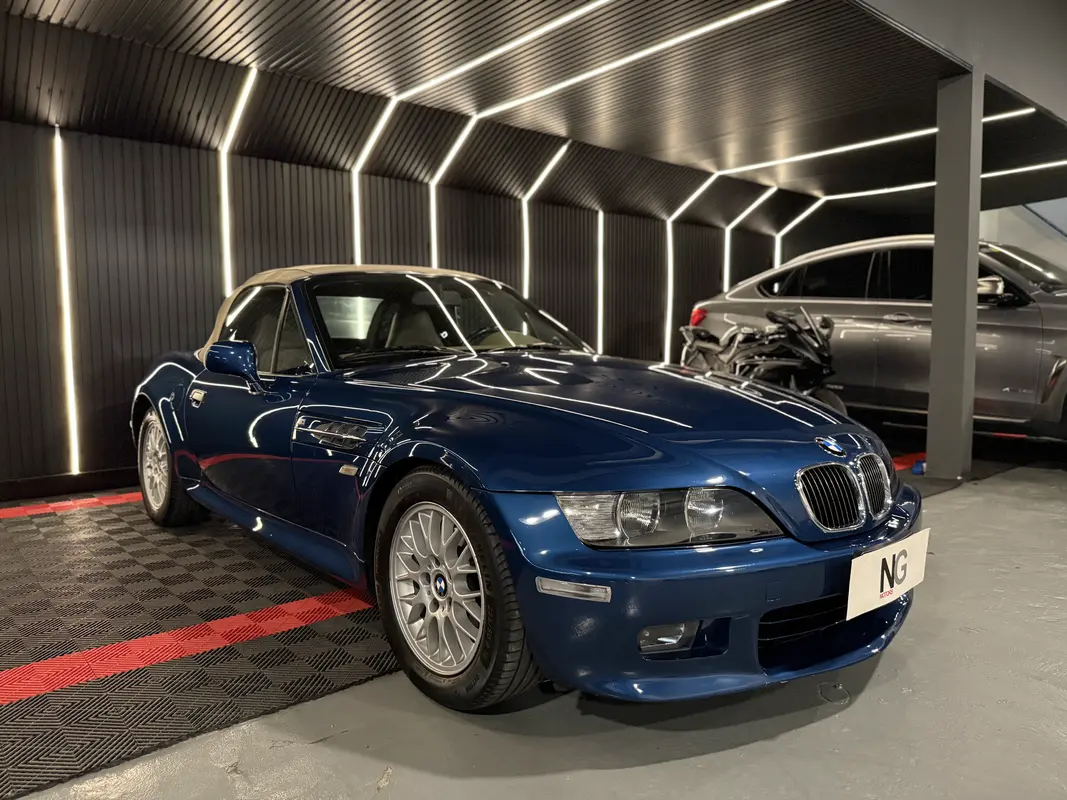 Mira esta publicación de BMW Z3 2000 en Motordil