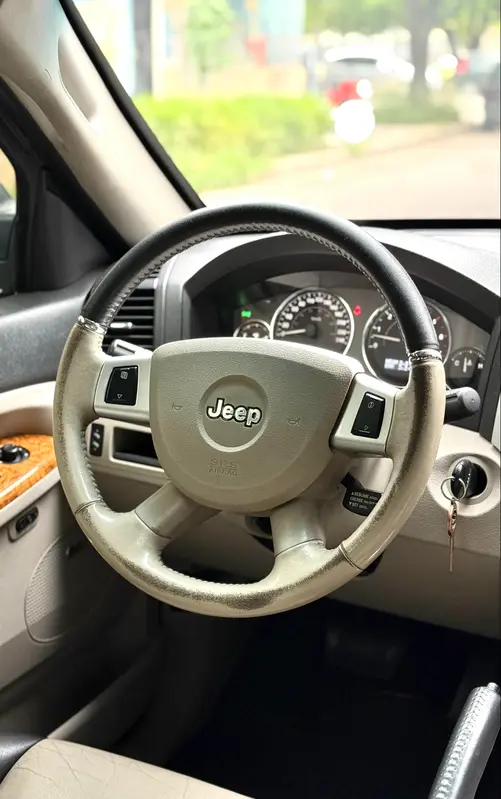 Mirá esta publicación de Jeep Grand Cherokee