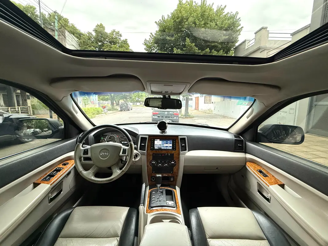 Mirá esta publicación de Jeep Grand Cherokee