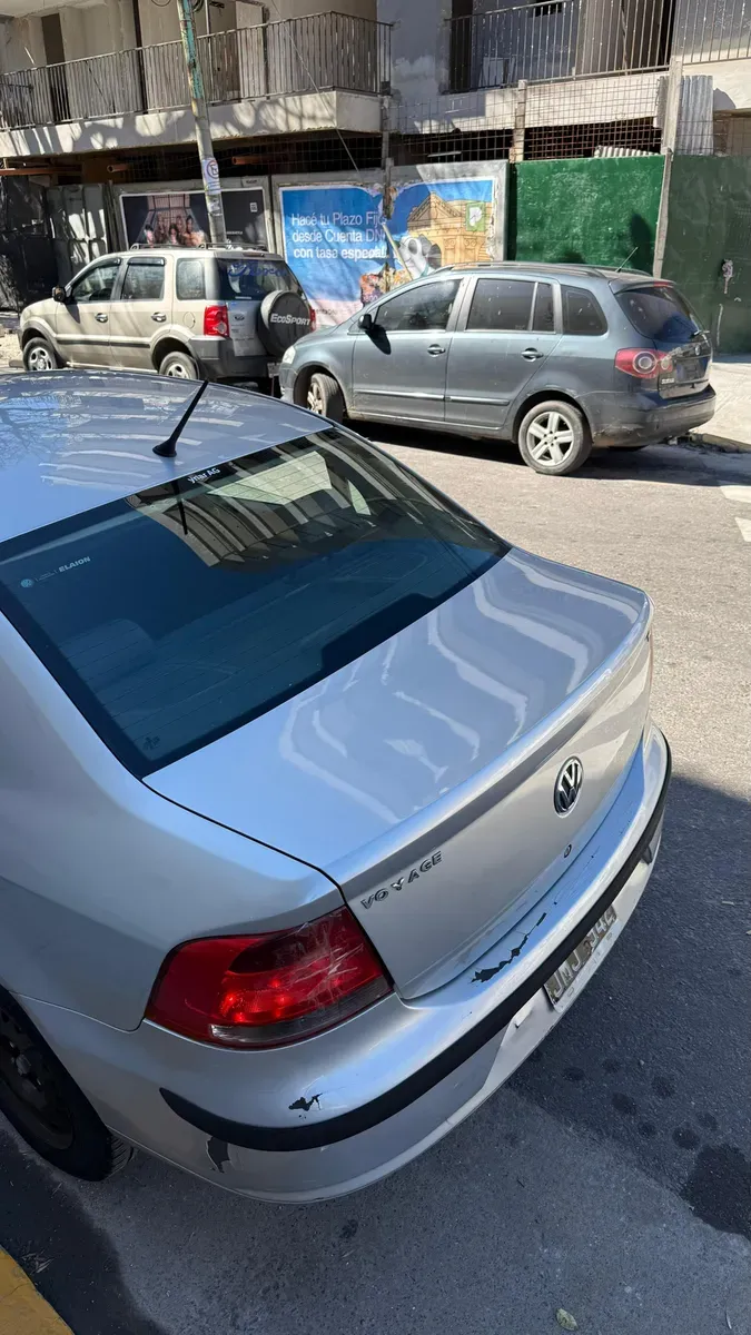 Mira esta publicación de Volkswagen Voyage 2010 en Motordil