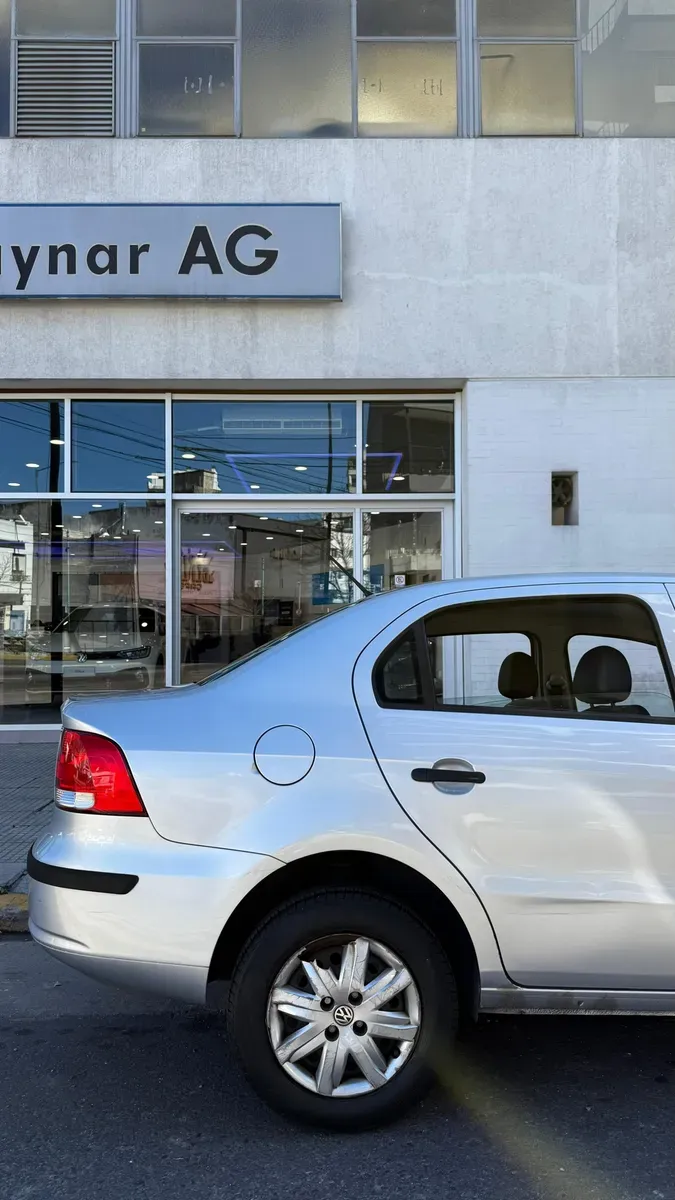 Mira esta publicación de Volkswagen Voyage 2010 en Motordil