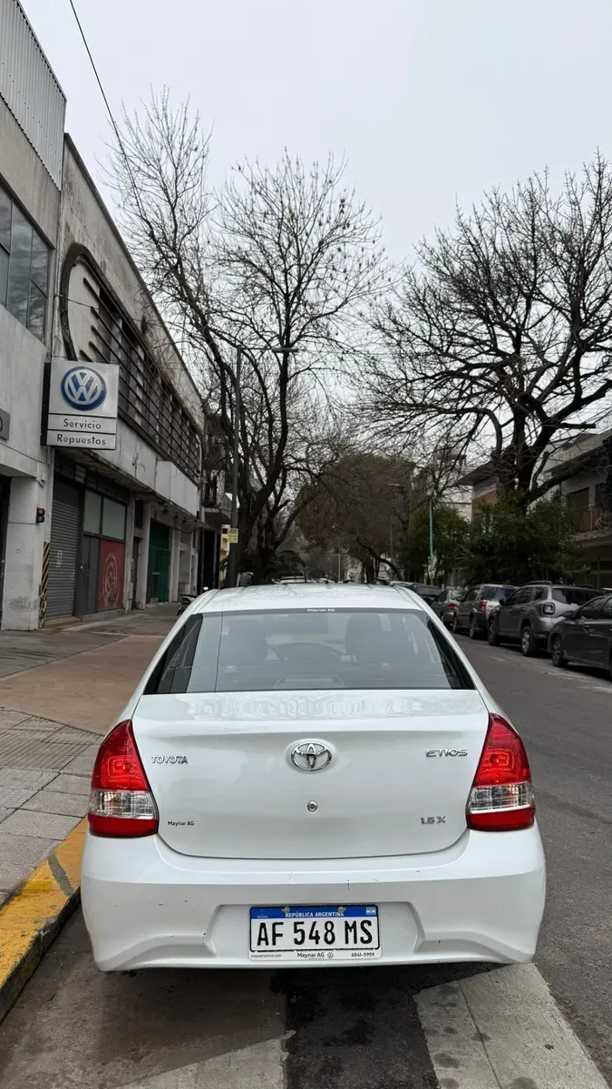 Mira esta publicación de Toyota Etios 2022 en Motordil