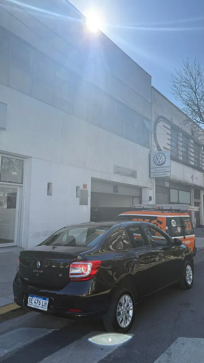 Mira esta publicación de Renault Logan 2021 en Motordil