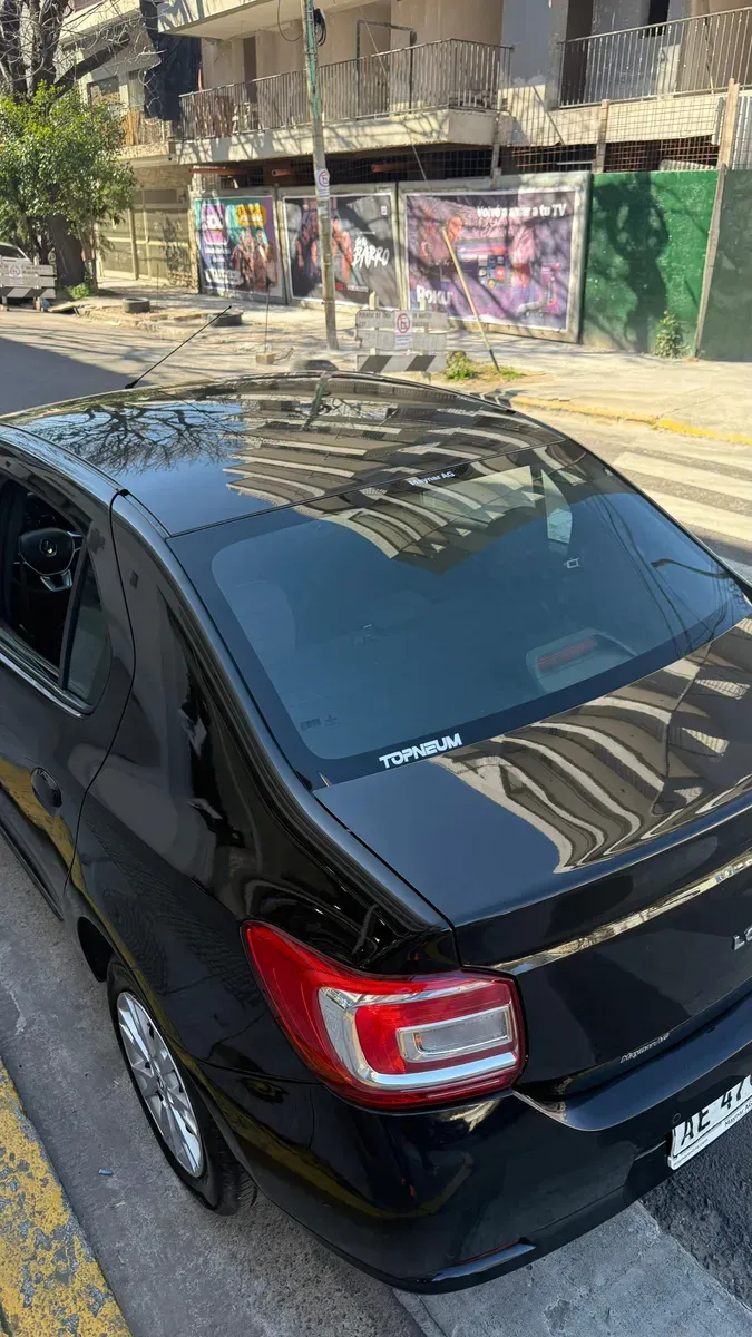 Mira esta publicación de Renault Logan 2021 en Motordil