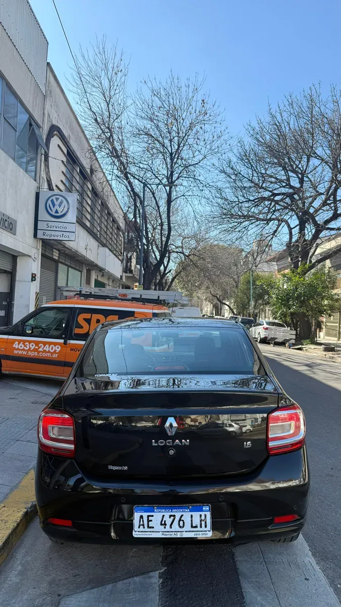 Mira esta publicación de Renault Logan 2021 en Motordil