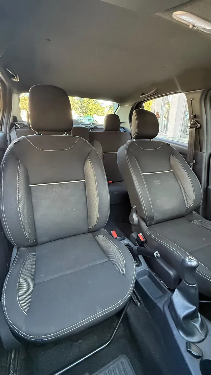 Mira esta publicación de Renault Logan 2021 en Motordil