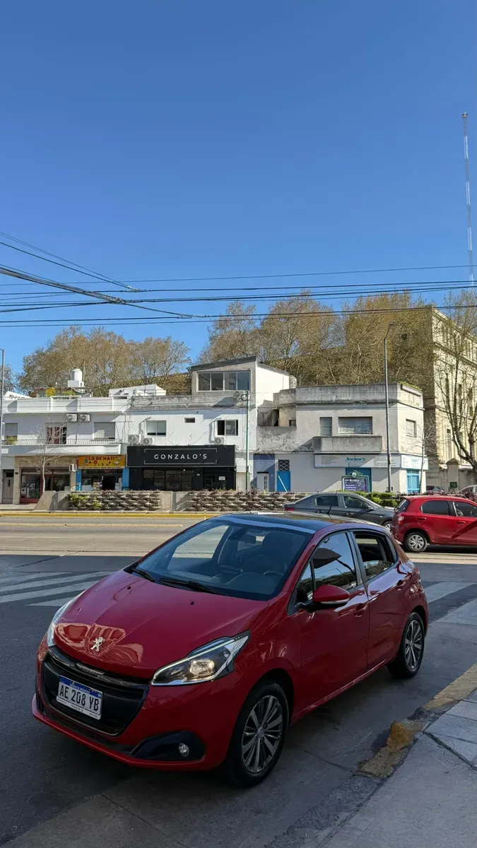 Mira esta publicación de Peugeot 208 2020 en Motordil