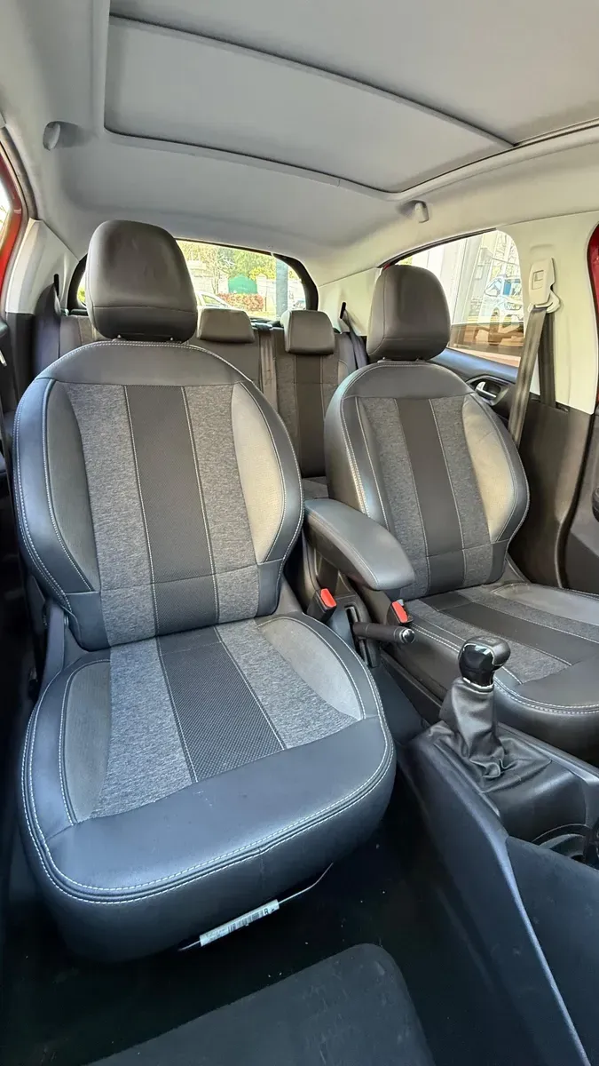 Mirá esta publicación de Peugeot 208