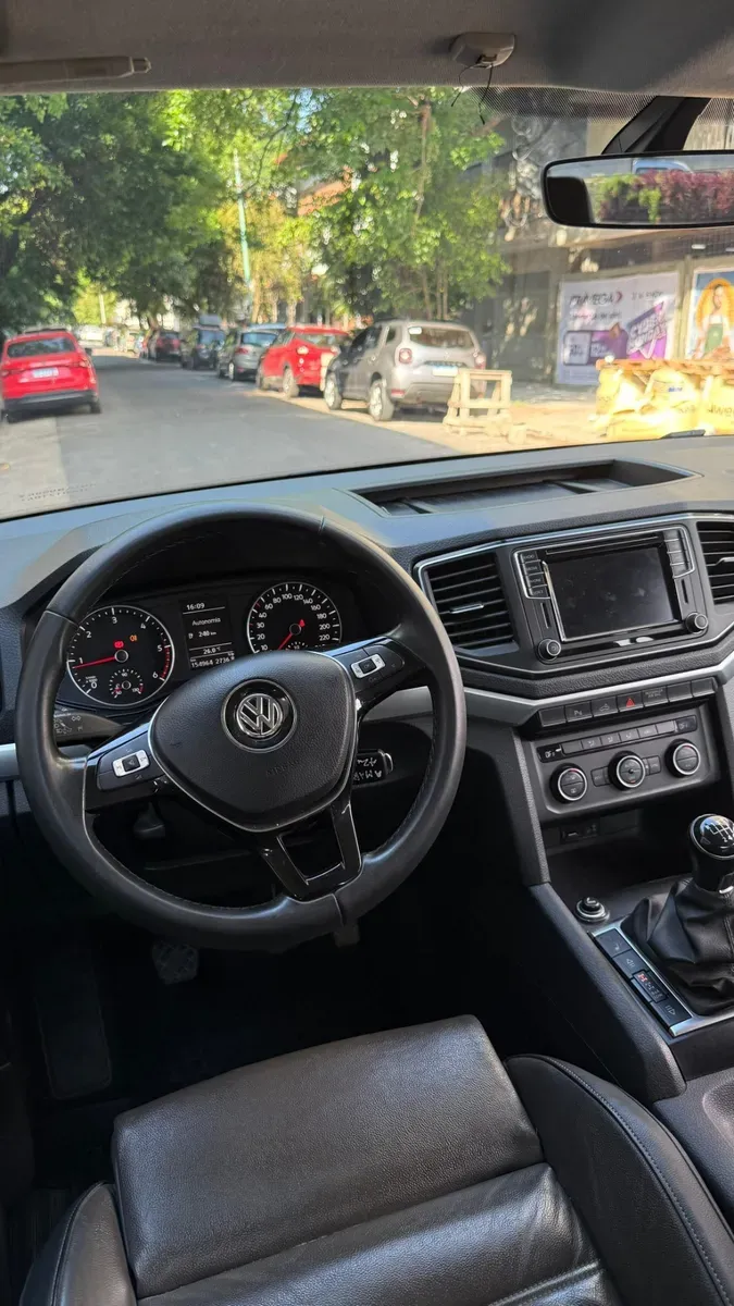 Mira esta publicación de Volkswagen Amarok 2017 en Motordil