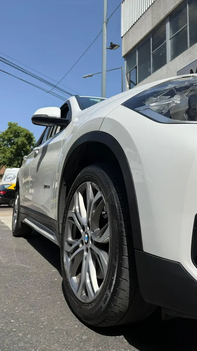 Mira esta publicación de BMW X1 2017 en Motordil