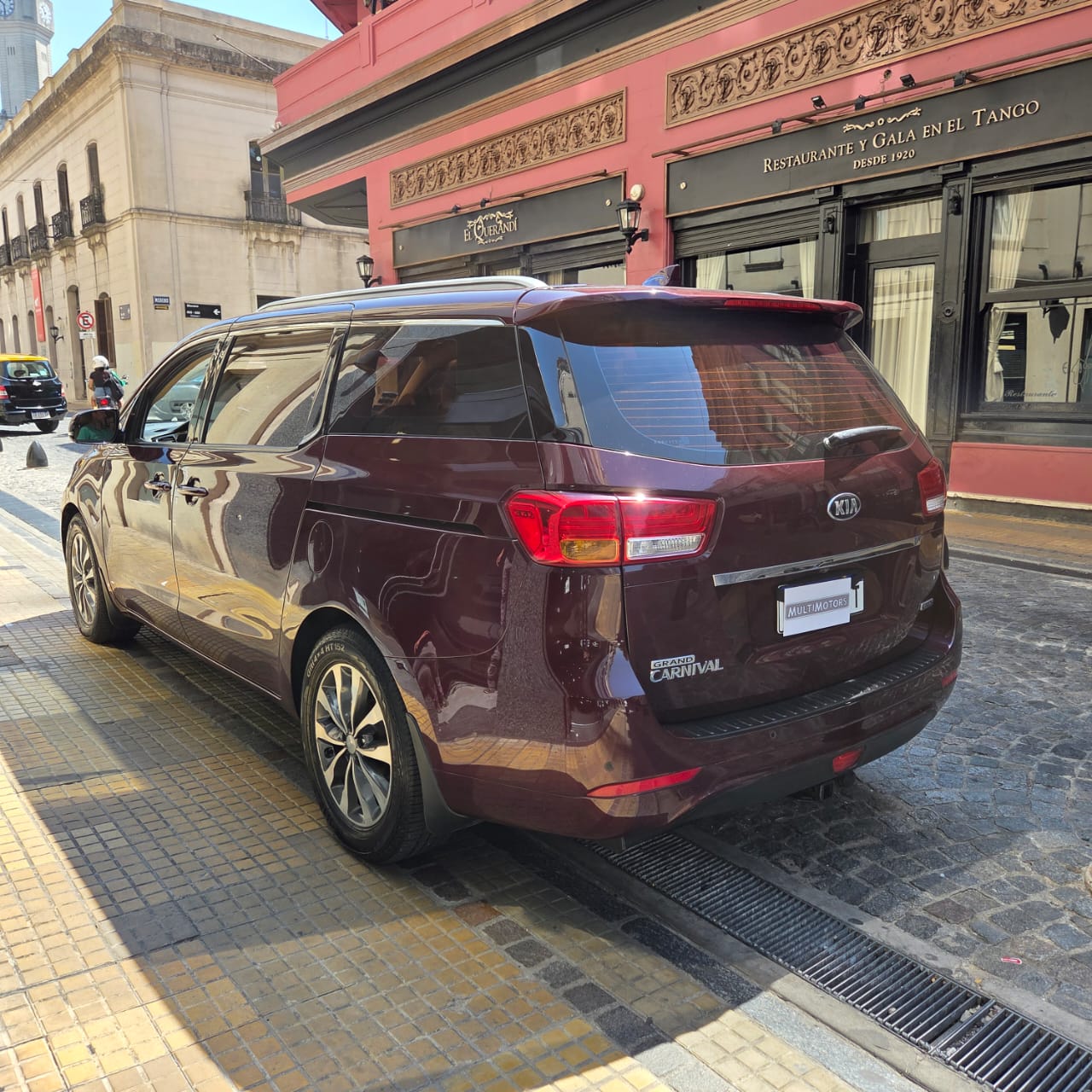 Mirá esta publicación de KIA Carnival