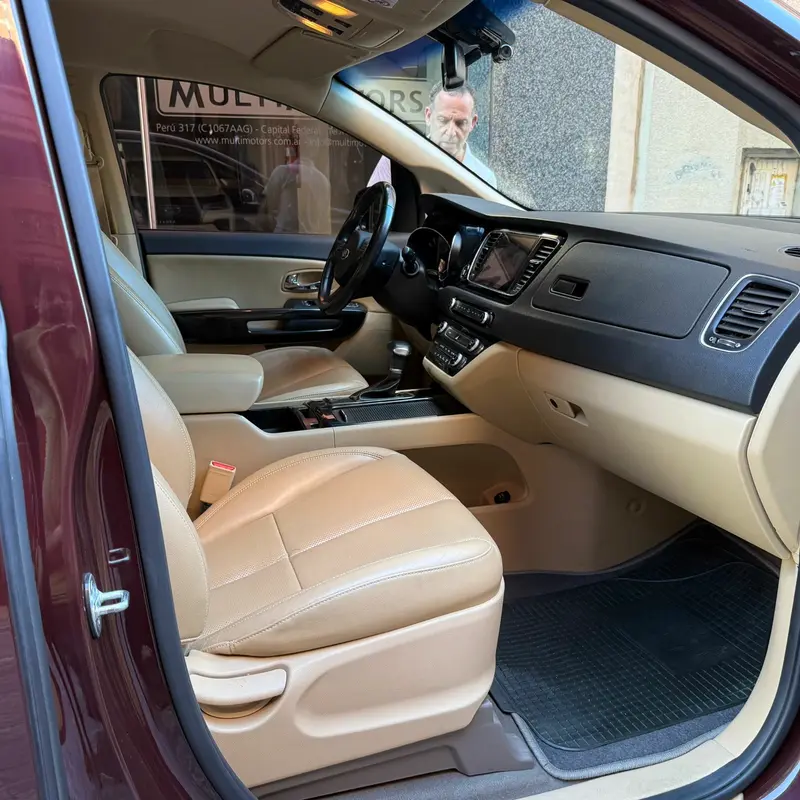 Mirá esta publicación de KIA Carnival