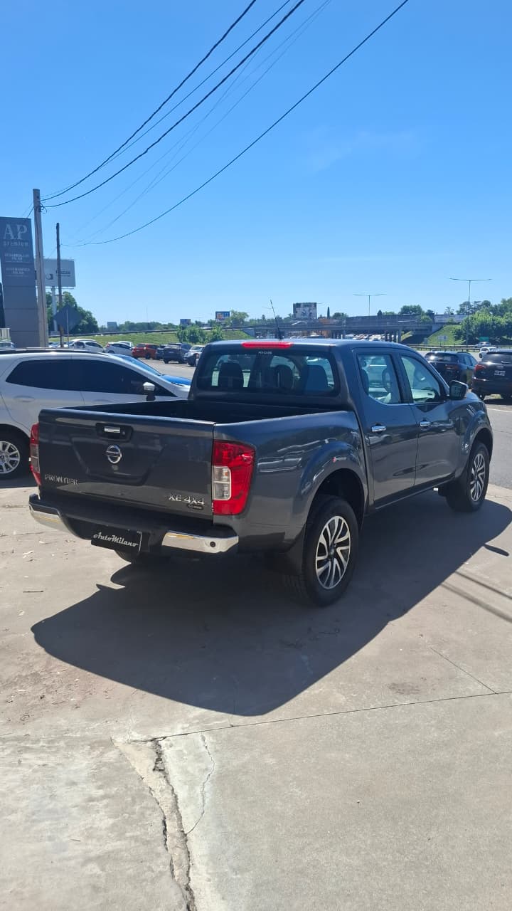 Mira esta publicación de Nissan Frontier 2022 en Motordil