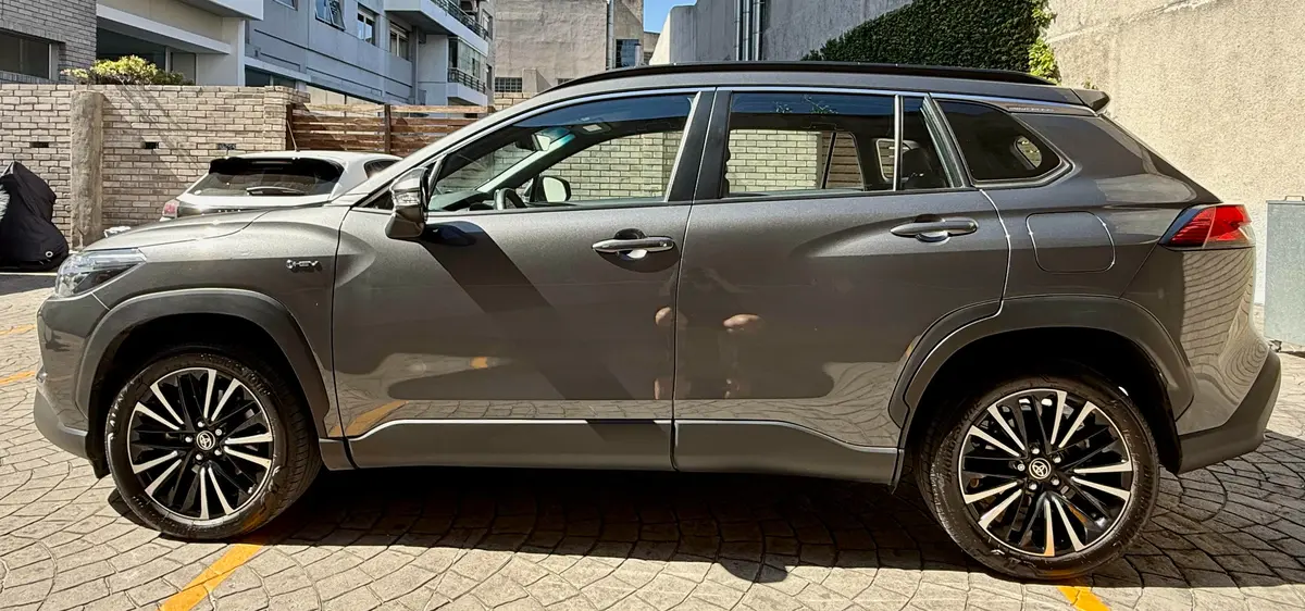 Mira esta publicación de Toyota Corolla Cross 2024 en Motordil