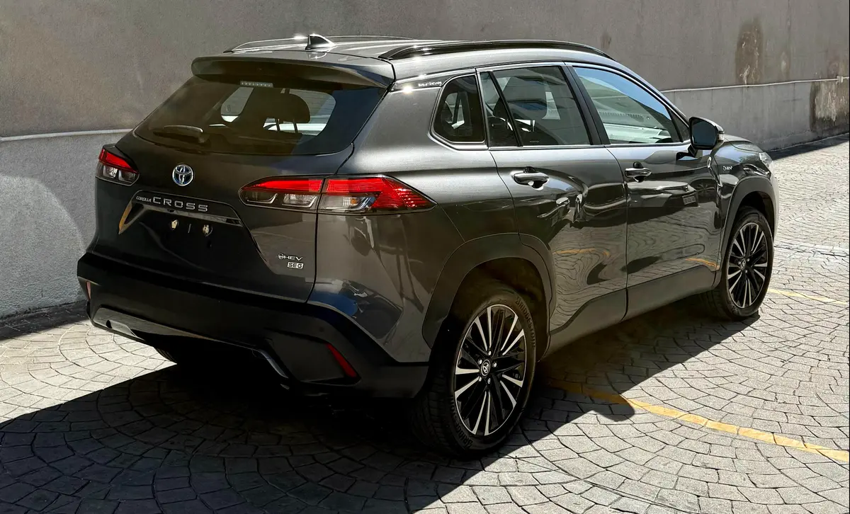 Mira esta publicación de Toyota Corolla Cross 2024 en Motordil