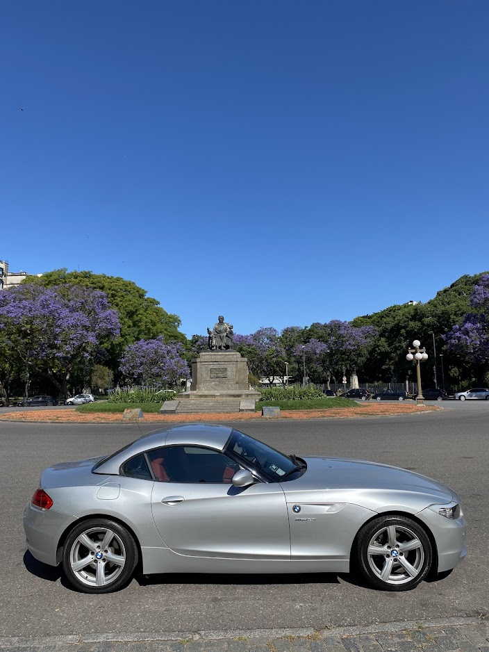 Mira esta publicación de BMW Z4 2011 en Motordil