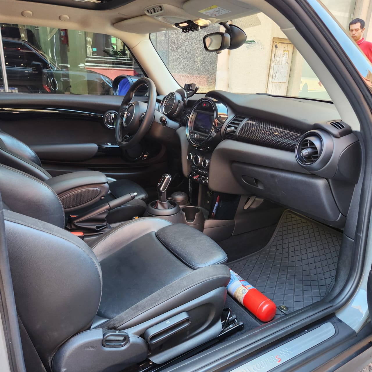 Mira esta publicación de Mini Cooper 2020 en Motordil