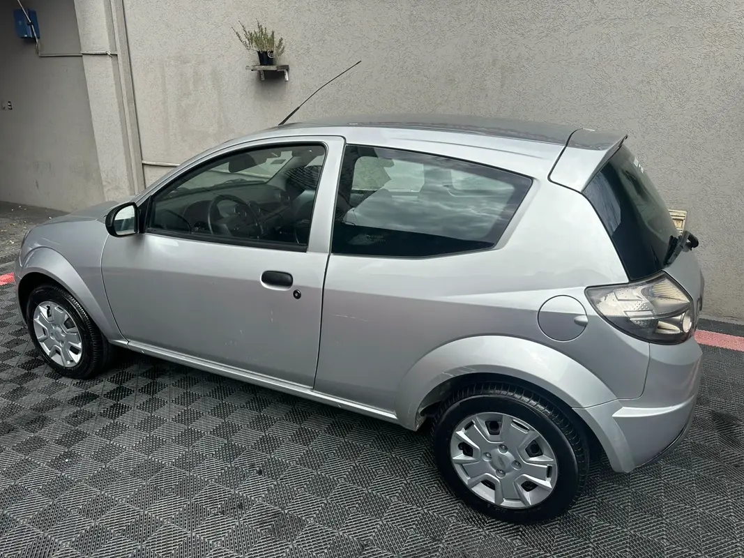 Mira esta publicación de Ford KA 2013 en Motordil