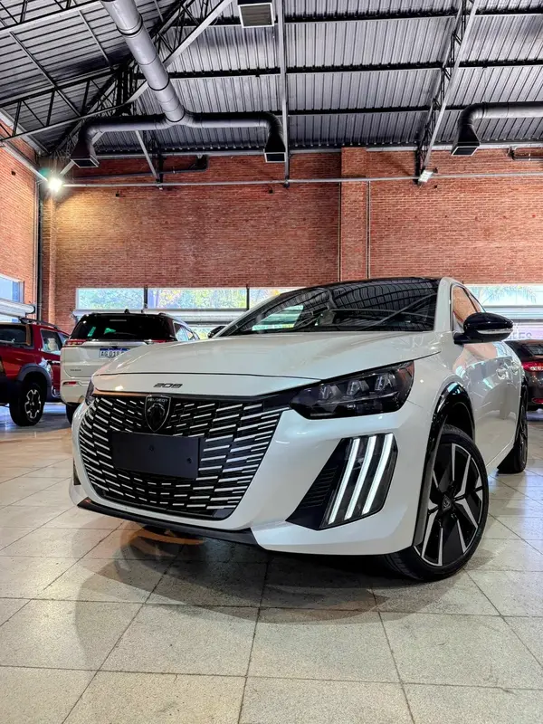 Mira esta publicación de Peugeot 208 2025 en Motordil