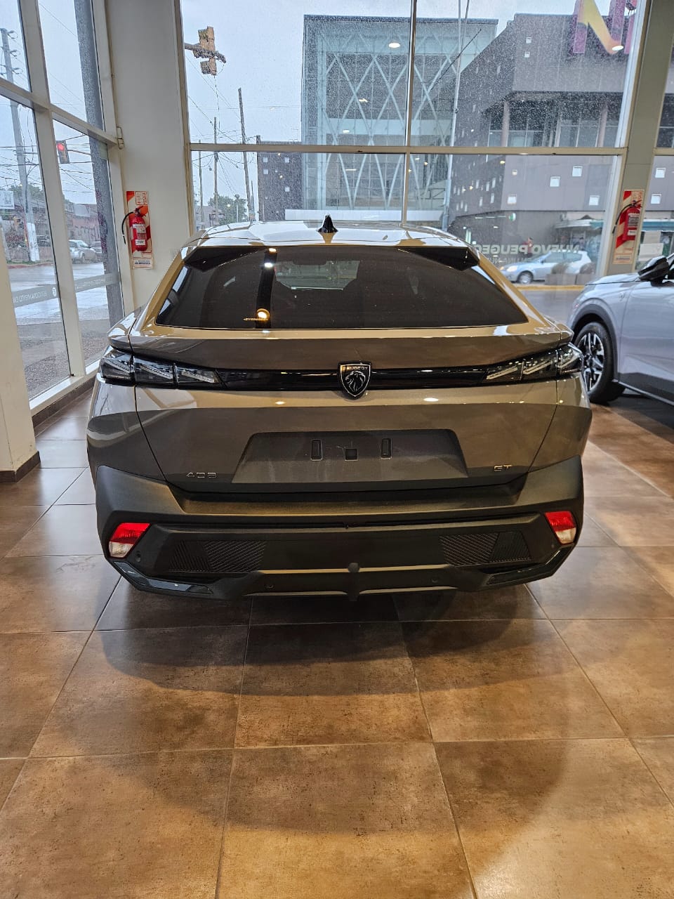 Mira esta publicación de Peugeot 408 2025 en Motordil