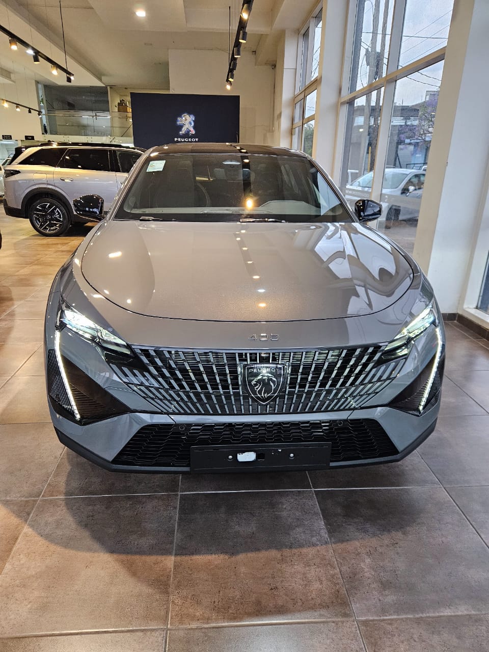 Mira esta publicación de Peugeot 408 2025 en Motordil