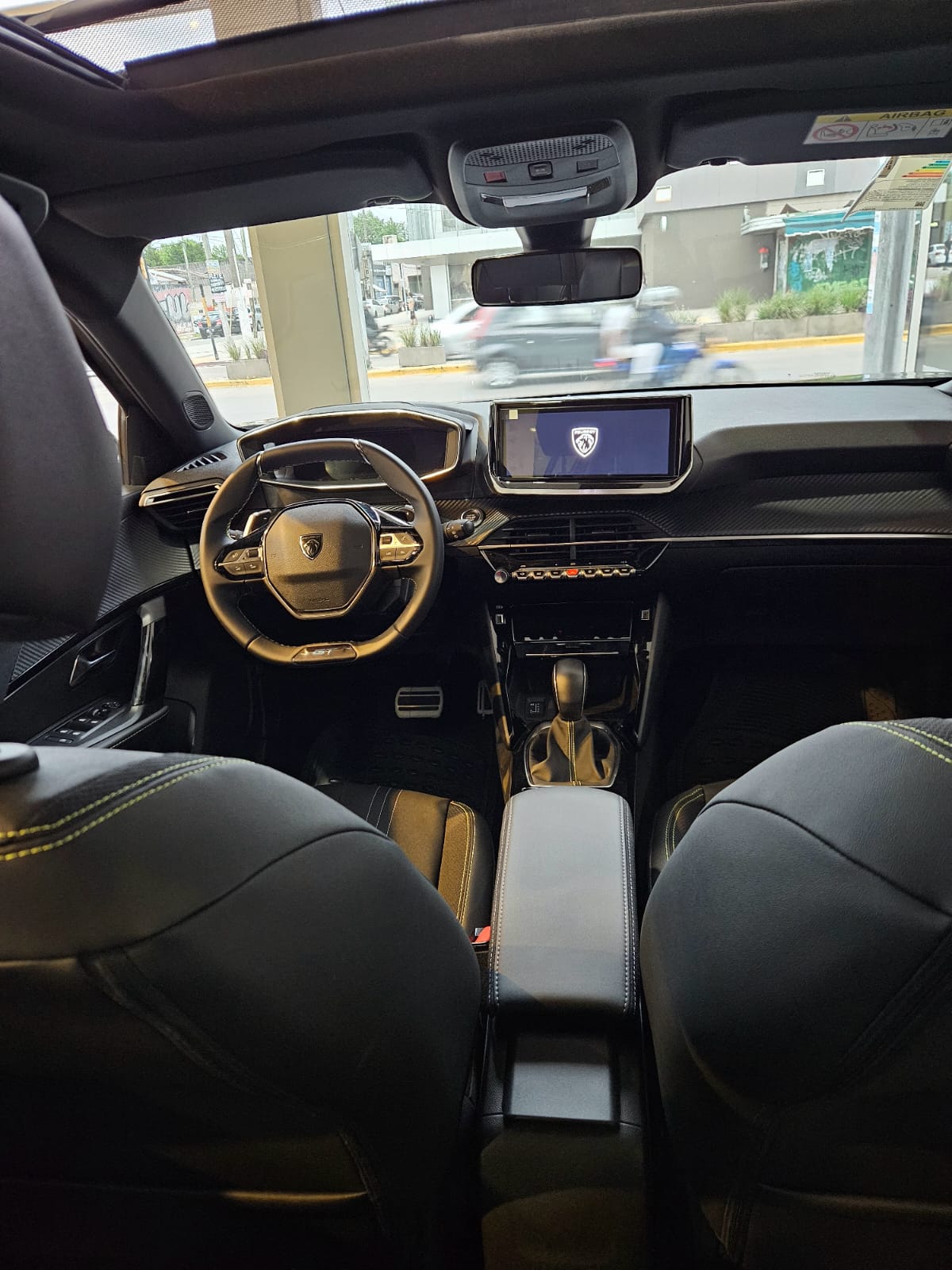 Mira esta publicación de Peugeot 2008 2025 en Motordil