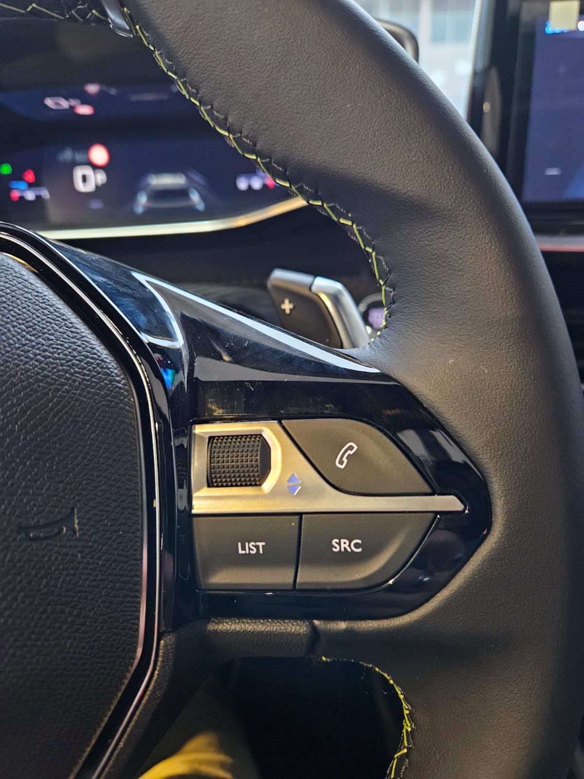 Mira esta publicación de Peugeot 2008 2025 en Motordil