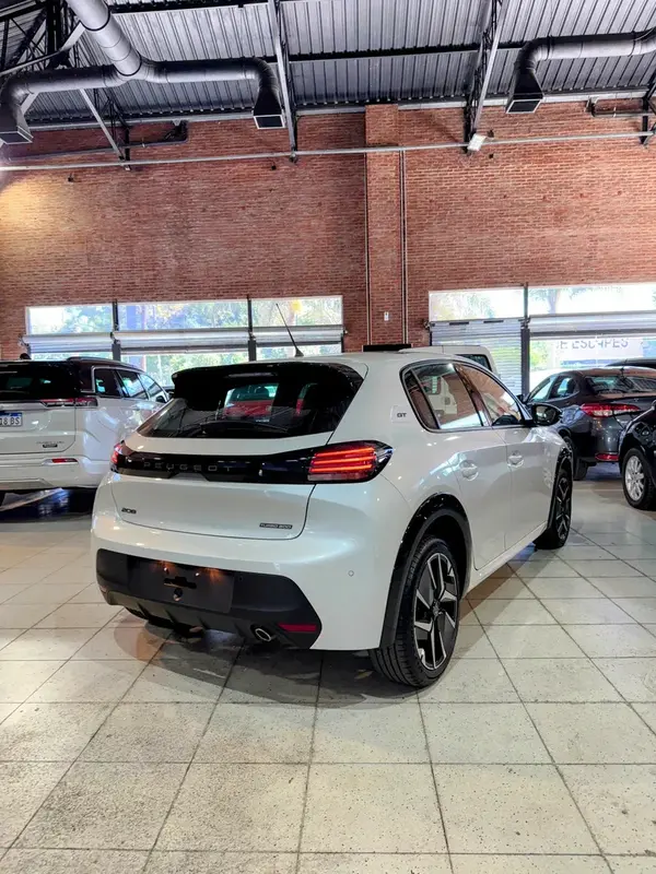 Mira esta publicación de Peugeot 208 2025 en Motordil