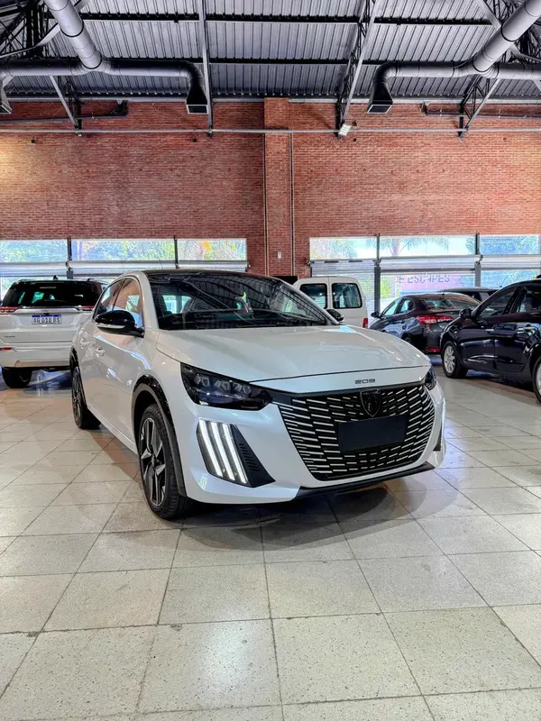 Mira esta publicación de Peugeot 208 2025 en Motordil