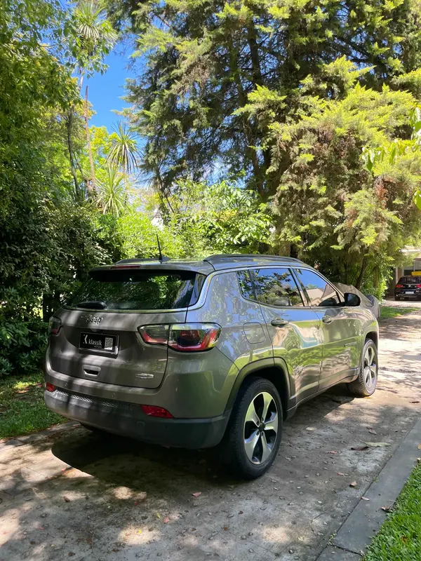 Mirá esta publicación de Jeep Compass