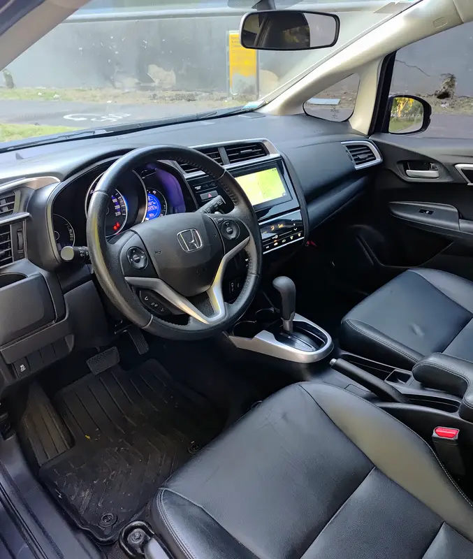 Mira esta publicación de Honda FIT 2020 en Motordil