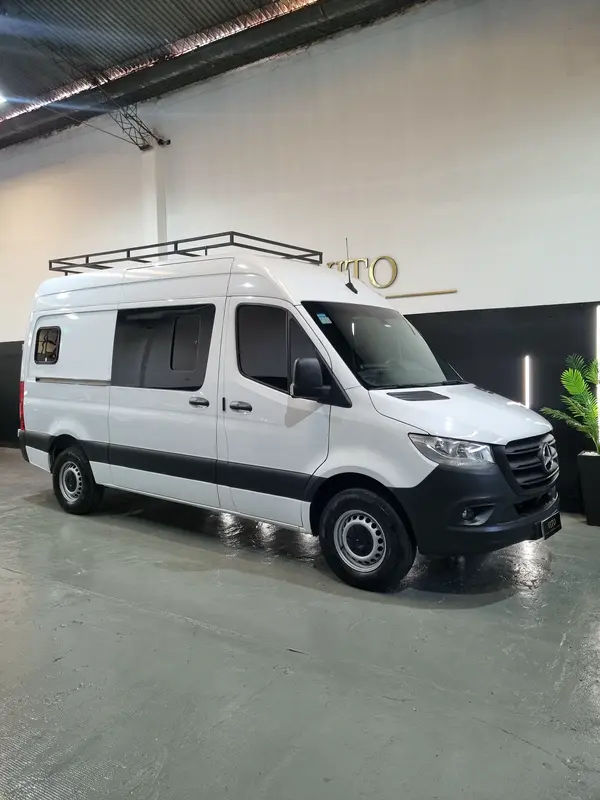 Mira esta publicación de Mercedes Benz Sprinter 2023 en Motordil