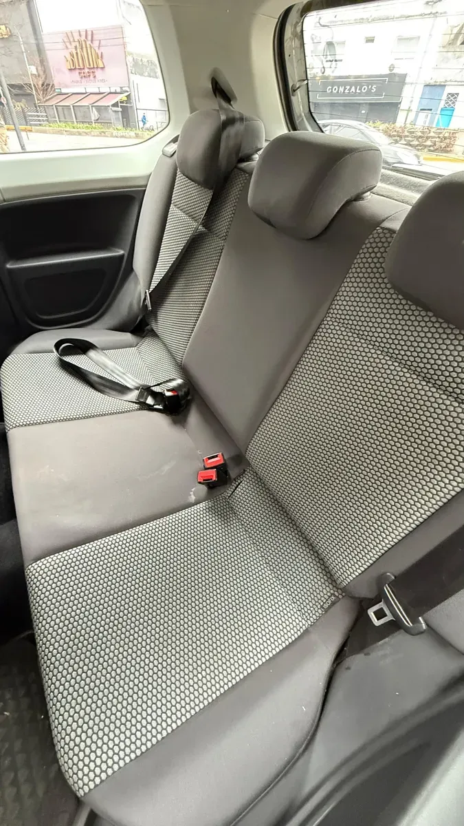 Mira esta publicación de Volkswagen UP 2015 en Motordil