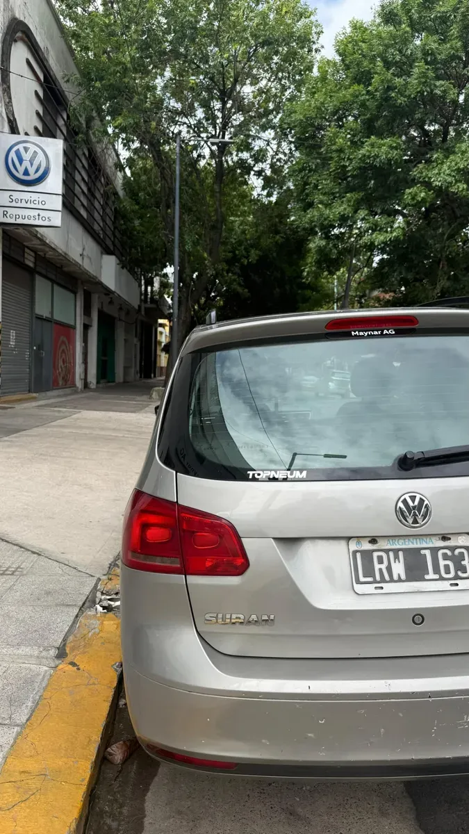Mira esta publicación de Volkswagen Suran 2012 en Motordil