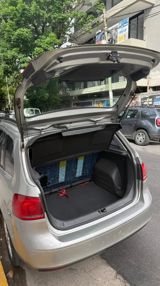 Mira esta publicación de Volkswagen Suran 2012 en Motordil