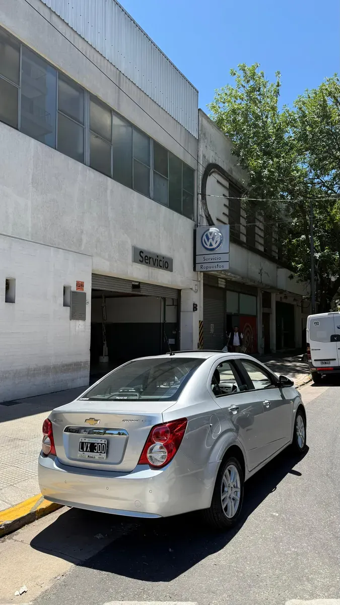 Mira esta publicación de Chevrolet Sonic 2012 en Motordil