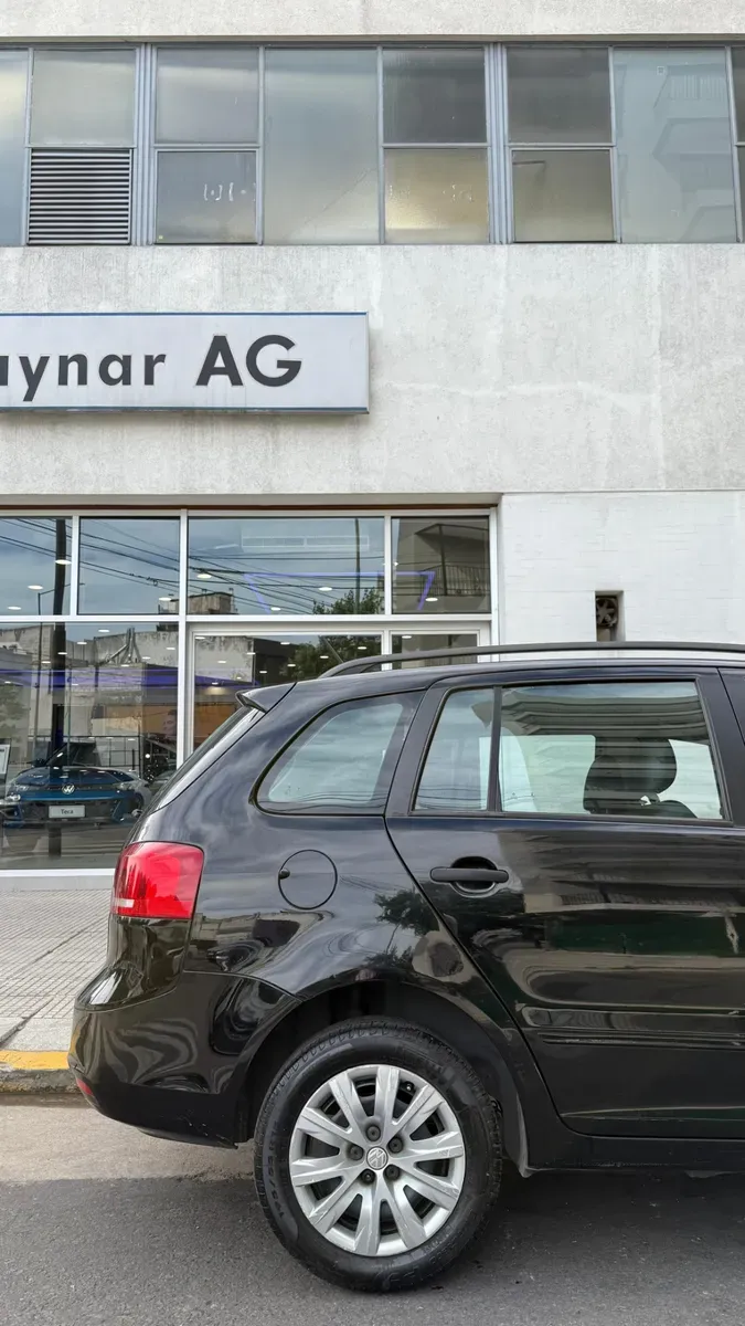 Mira esta publicación de Volkswagen Suran 2012 en Motordil