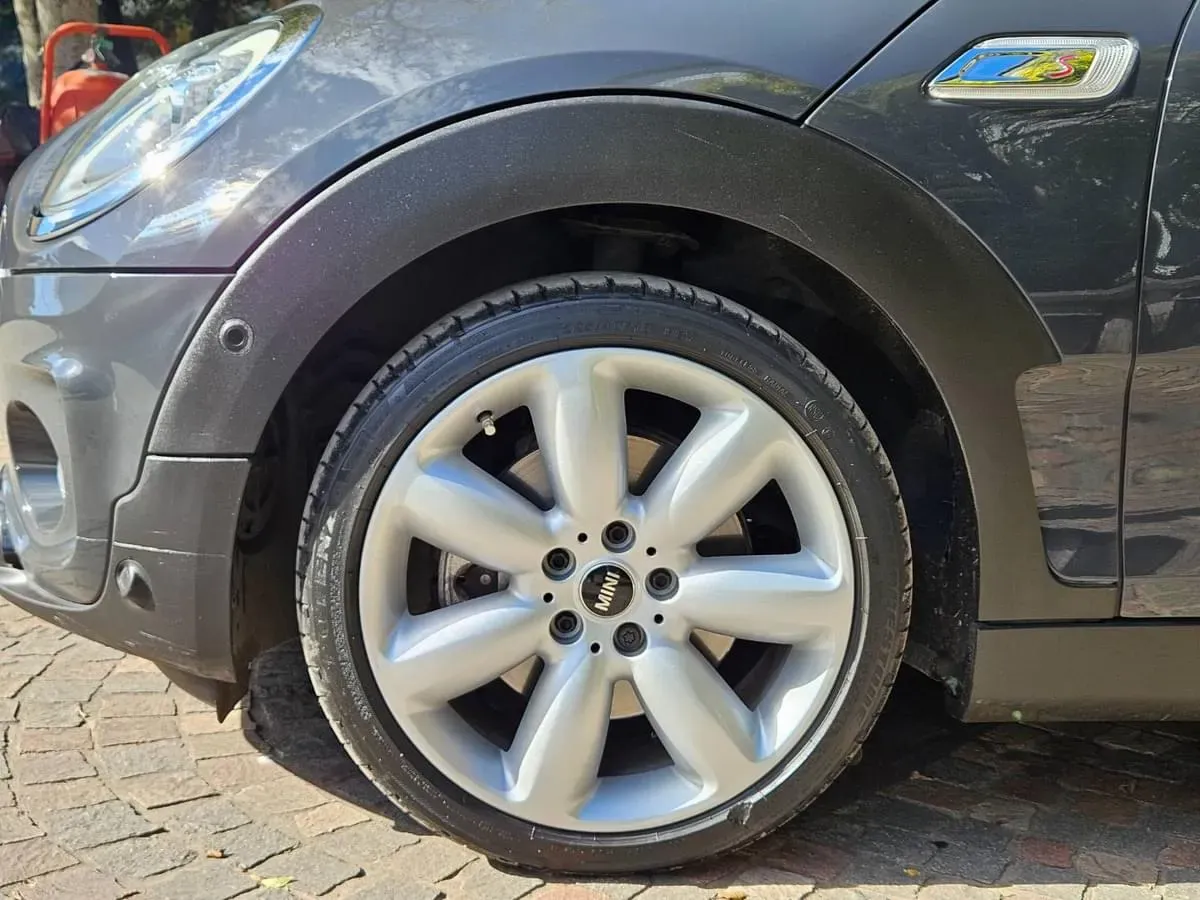 Mira esta publicación de Mini Cooper 2017 en Motordil