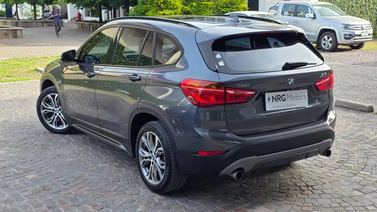 Mira esta publicación de BMW X1 2017 en Motordil