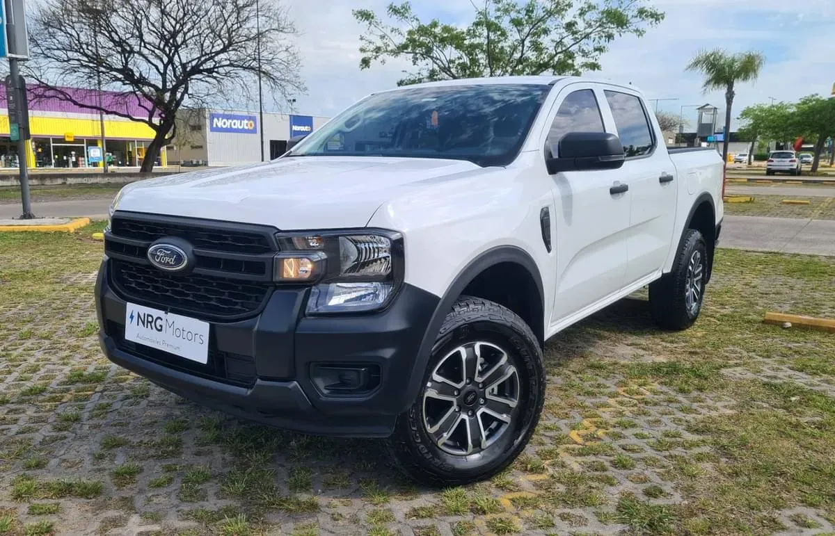 Mira esta publicación de Ford Ranger 2024 en Motordil