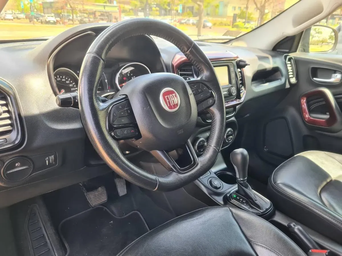 Mira esta publicación de Fiat Toro 2019 en Motordil