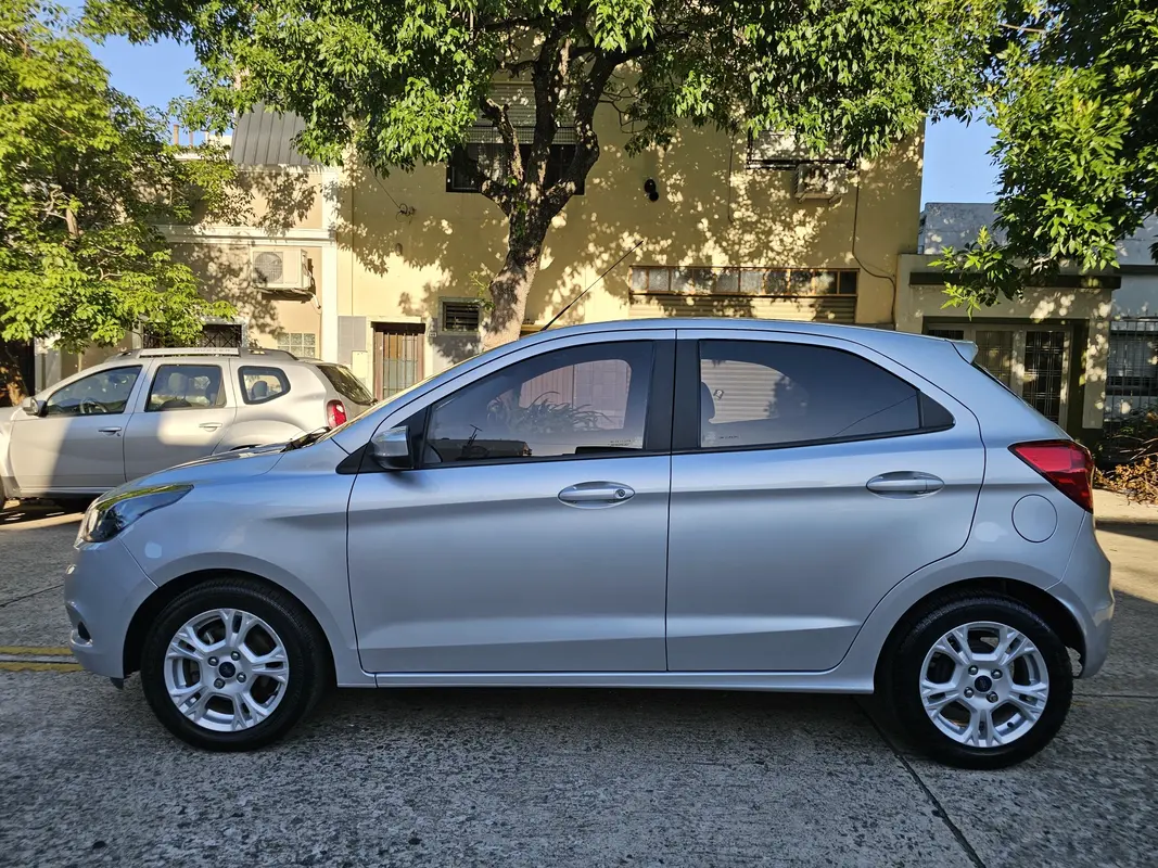 Mira esta publicación de Ford KA 2018 en Motordil